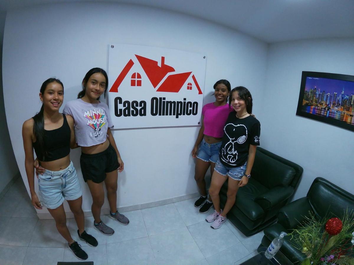 Casa Olimpico Hostal Cali Zewnętrze zdjęcie